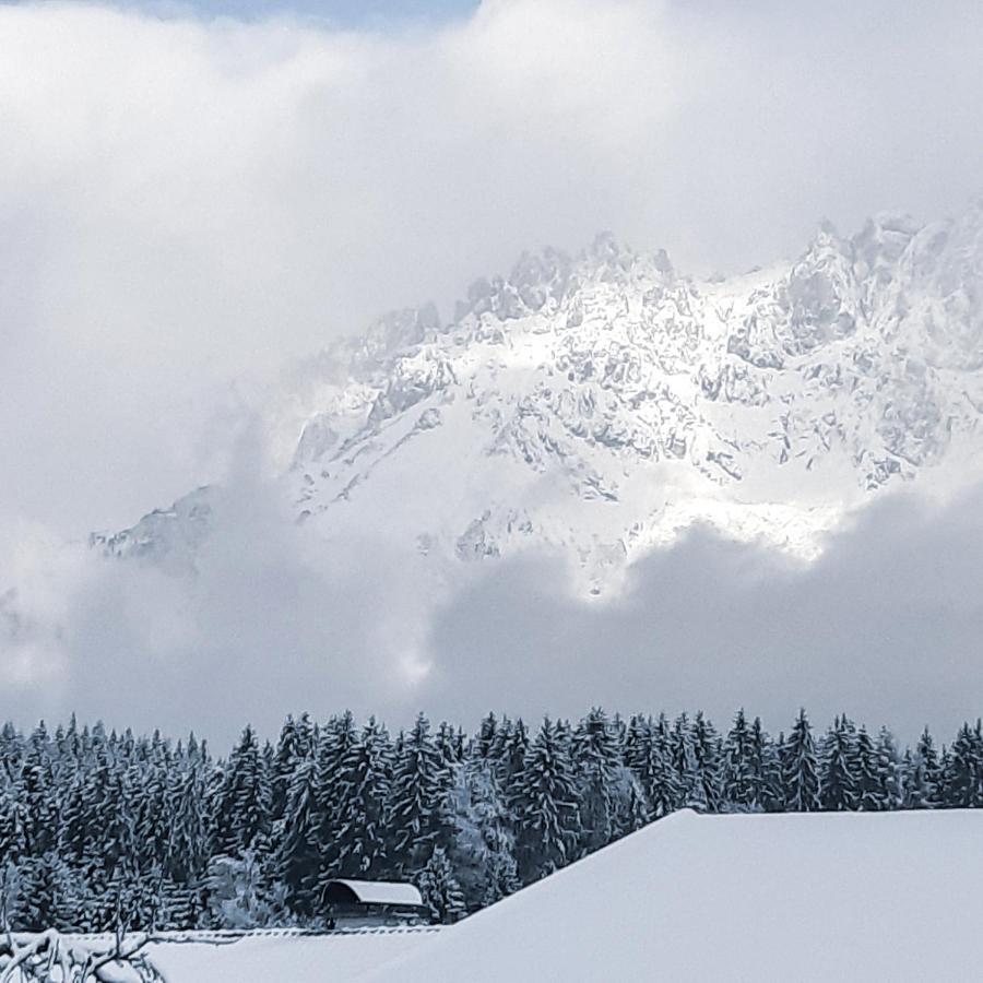 Bed and Breakfast Privatzimmervermietung Foidlbauer Oberndorf in Tirol Exterior foto